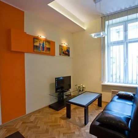 Apartament Golden Apartment/d8a